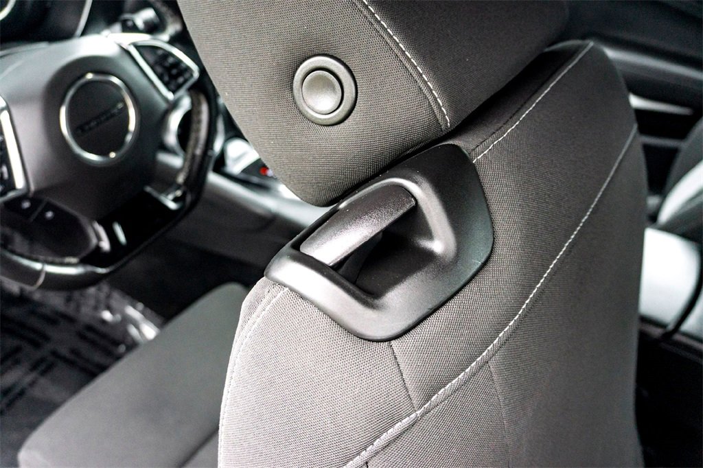 Used 2023 Chevrolet Camaro LT image 28