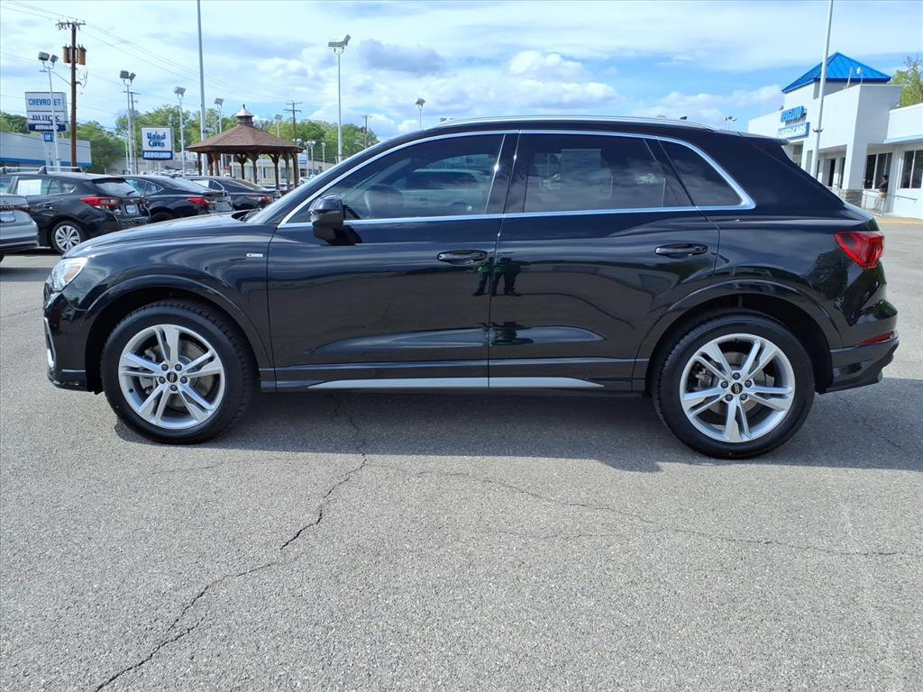 Used 2023 Audi Q3 2.0T Premium Plus w/ Premium Plus Package AWD/4WD image 6