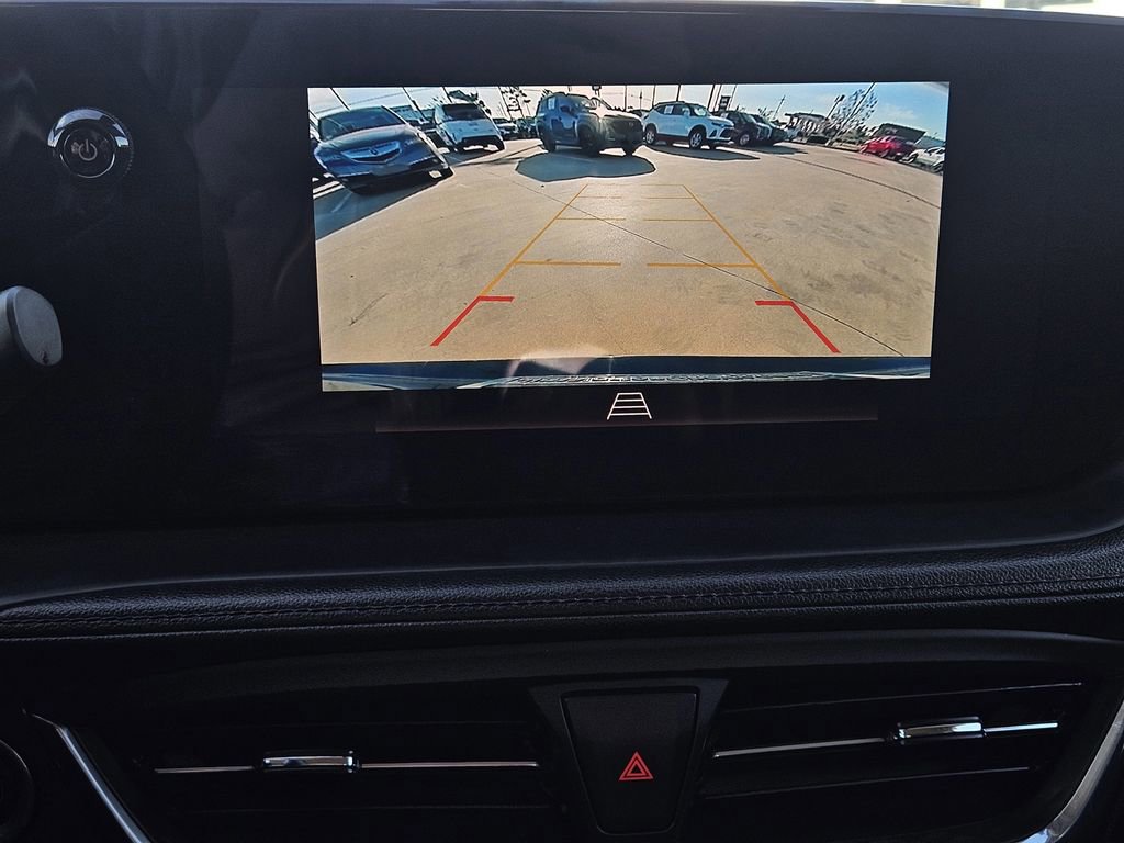 Used 2024 Buick Encore GX Sport Touring image 23