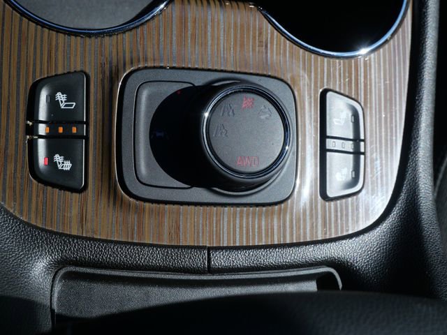 Used 2023 GMC Acadia SLE w/ Driver Convenience Package image 19