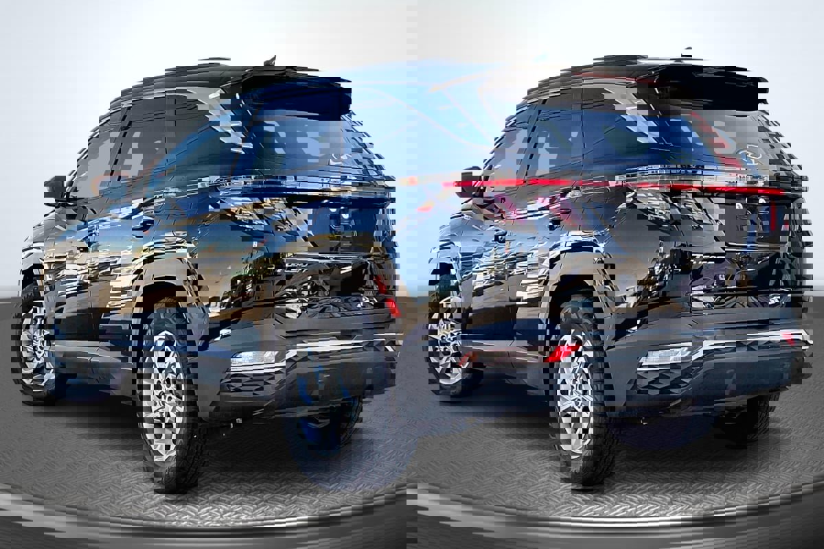 Used 2022 Hyundai Tucson SEL image 2