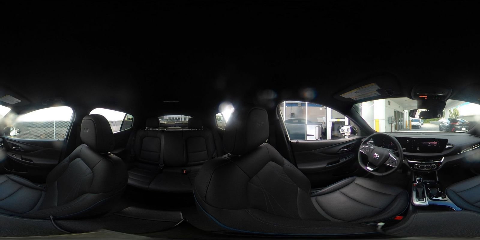 Used 2025 Buick Envista Sport Touring image 42