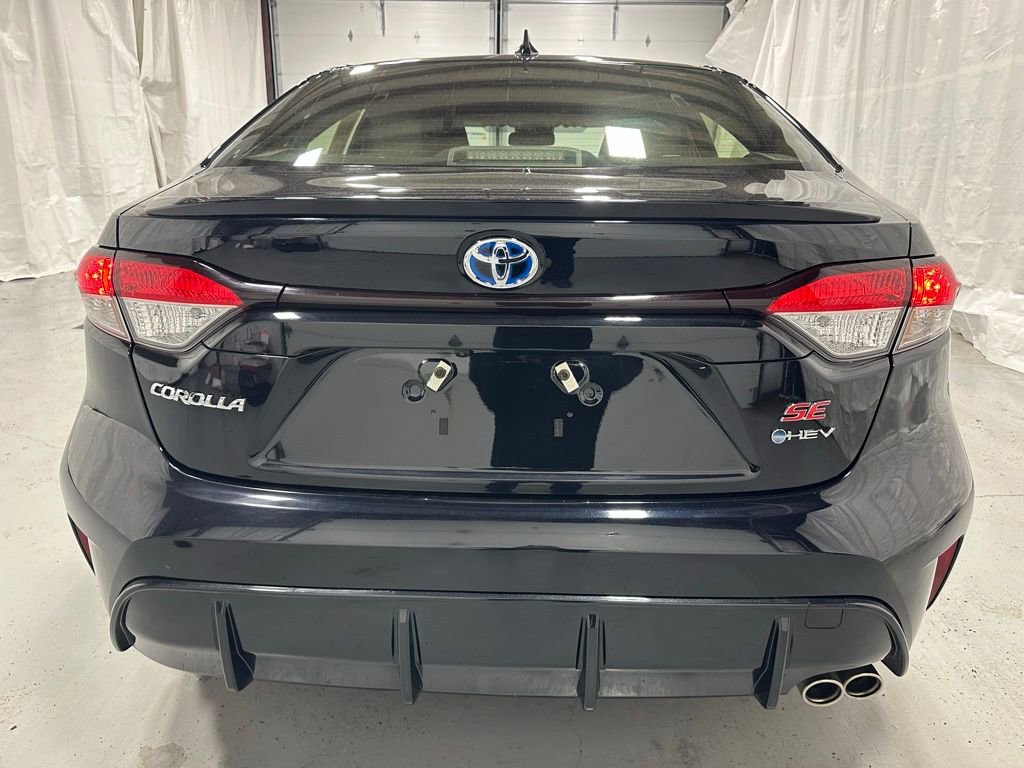 Used 2025 Toyota Corolla SE FWD image 6