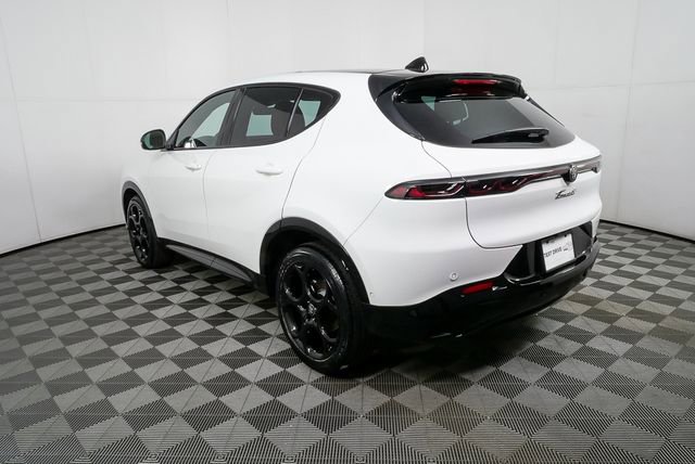 New 2026 Alfa Romeo Tonale w/ Red Premium Package image 29