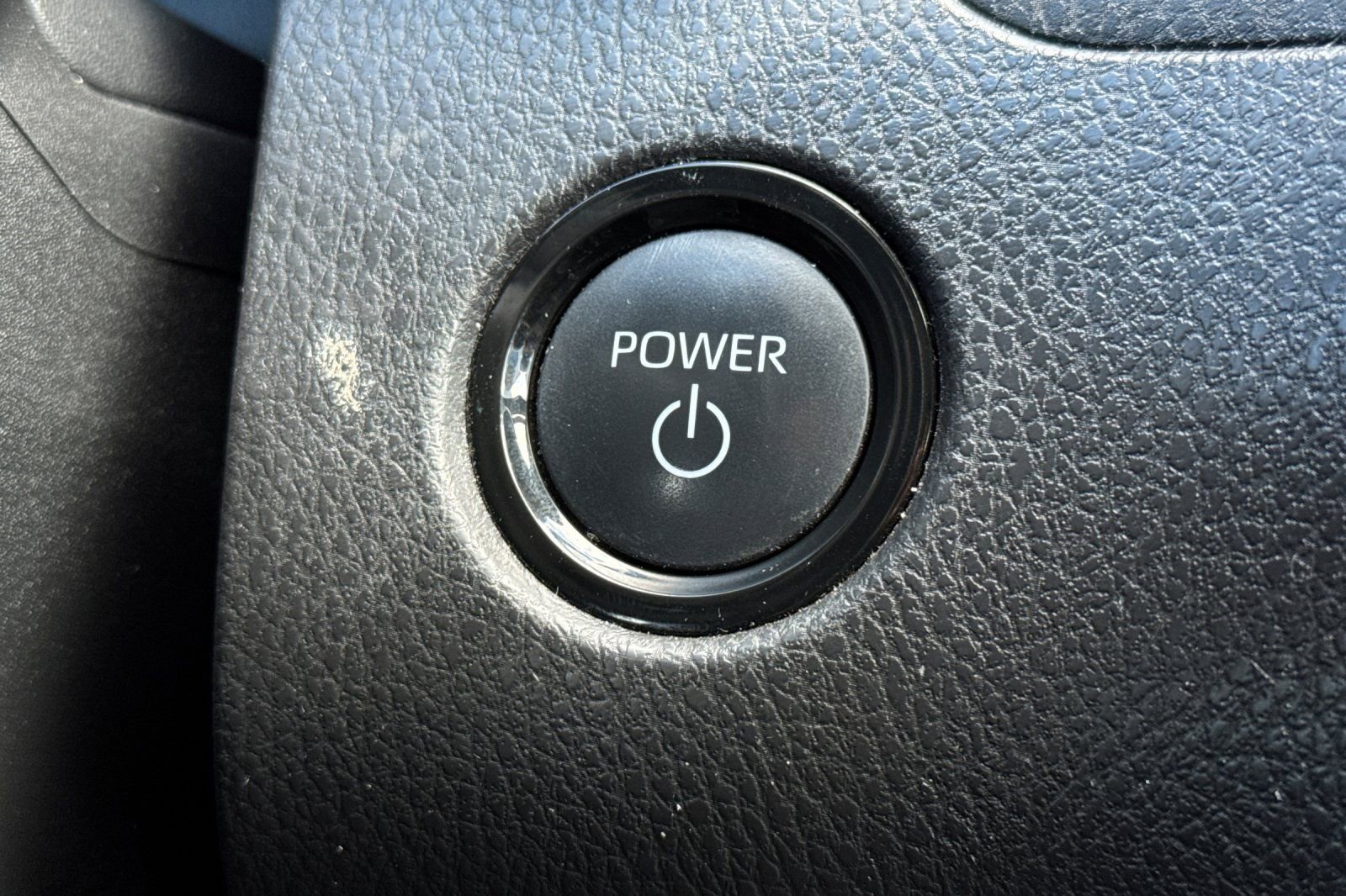 Used 2025 Toyota Camry LE image 22