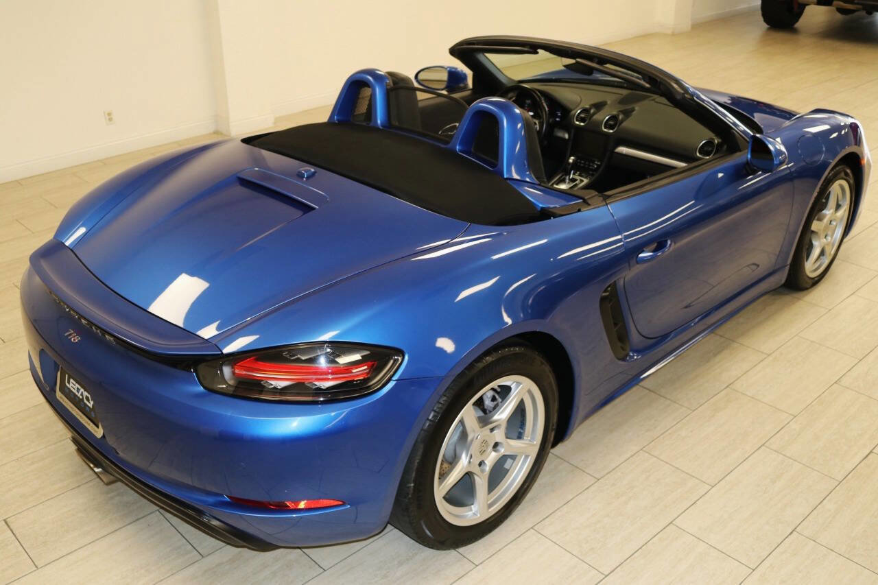 Used 2018 Porsche 718 Boxster RWD image 20