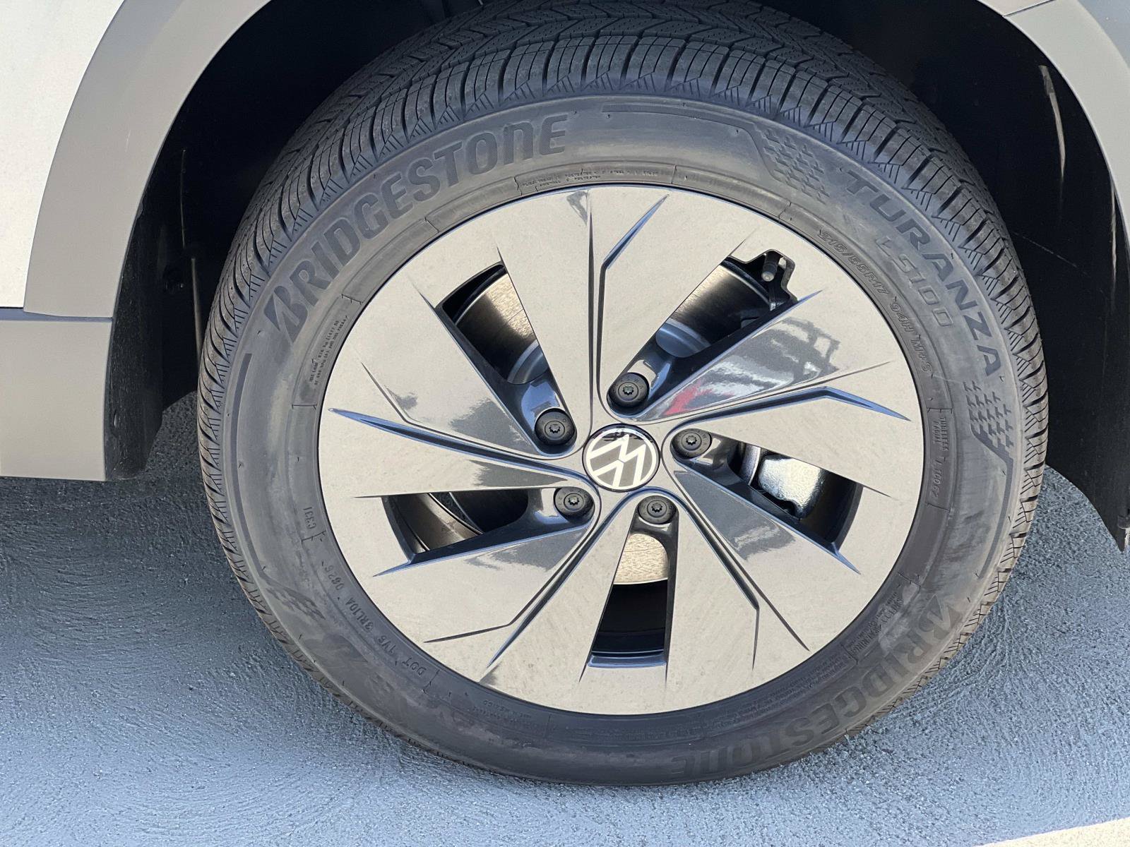 New 2026 Volkswagen Taos S FWD image 9