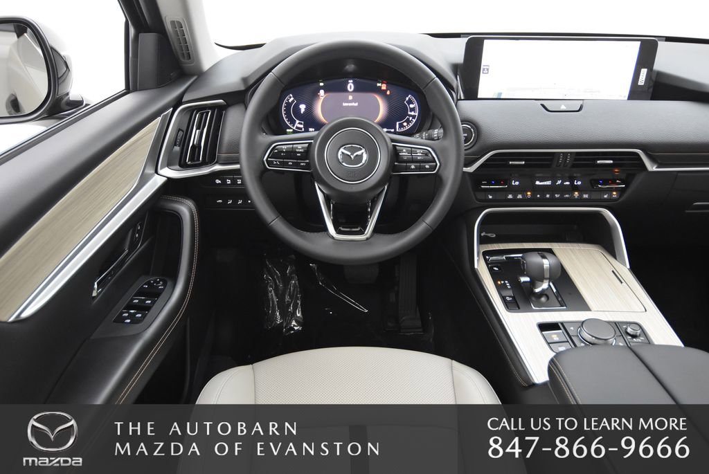 Certified 2025 MAZDA CX-70 Plug-In Hybrid w/ Premium Pkg image 28