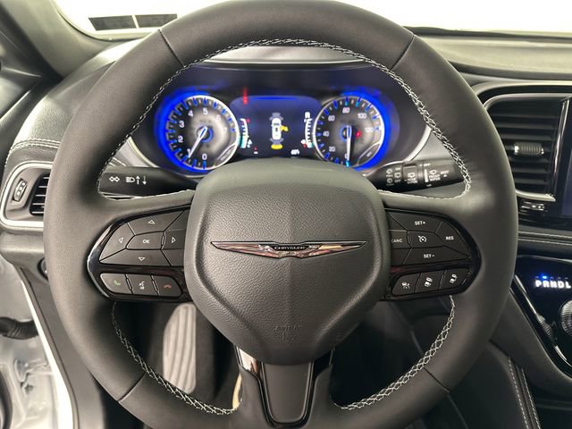 New 2026 Chrysler Pacifica Limited w/ S Appearance Package AWD/4WD image 26