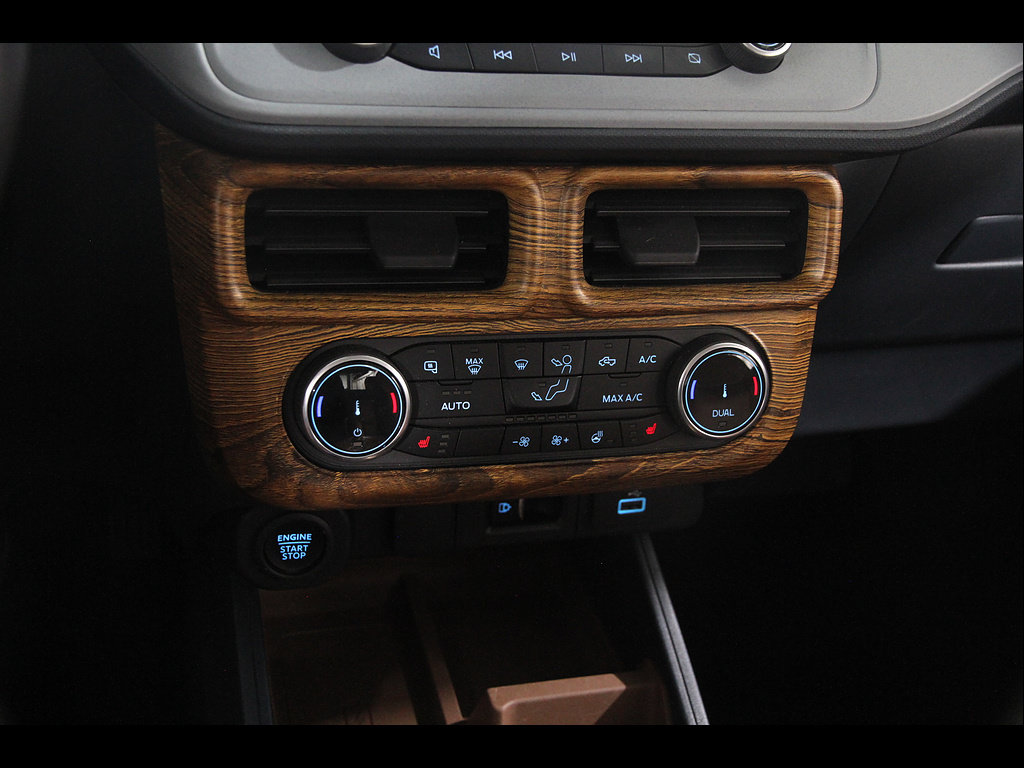 Used 2023 Ford Maverick Lariat w/ Lariat Luxury Package FWD image 15