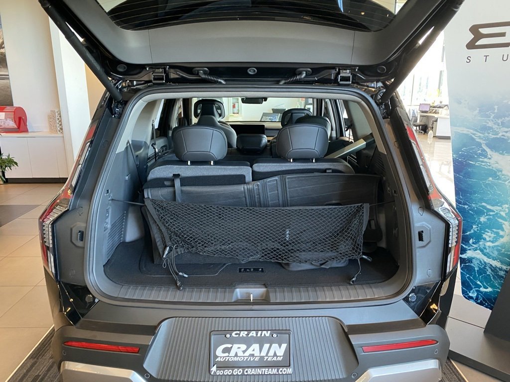 New 2026 Kia EV9 Wind image 8