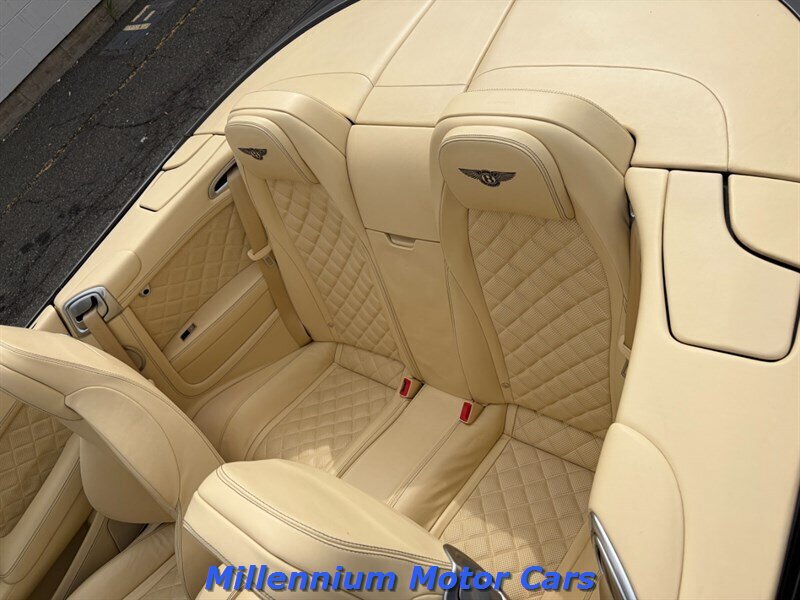 Used 2017 Bentley Continental GT AWD/4WD image 37