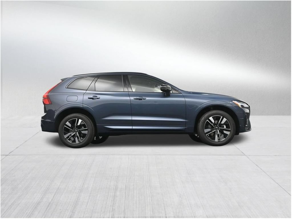 New 2026 Volvo XC60 B5 Plus AWD/4WD image 26