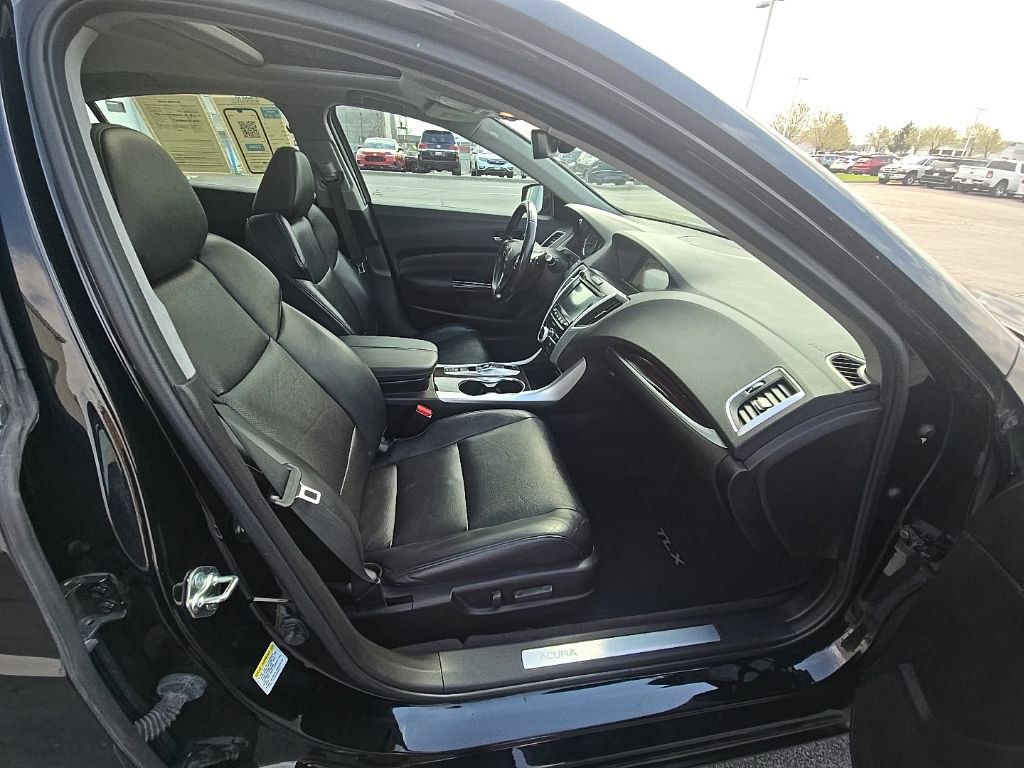 Used 2015 Acura TLX V6 SH-AWD w/ Technology Pkg image 32