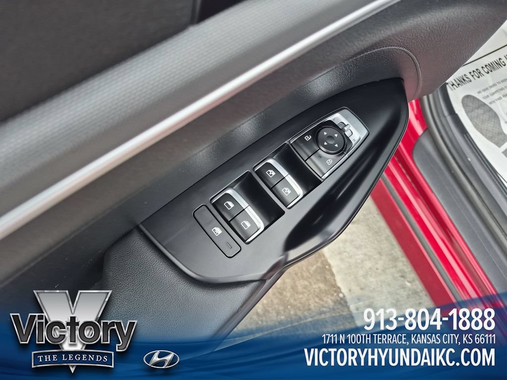 Used 2022 Kia K5 GT-Line FWD image 11