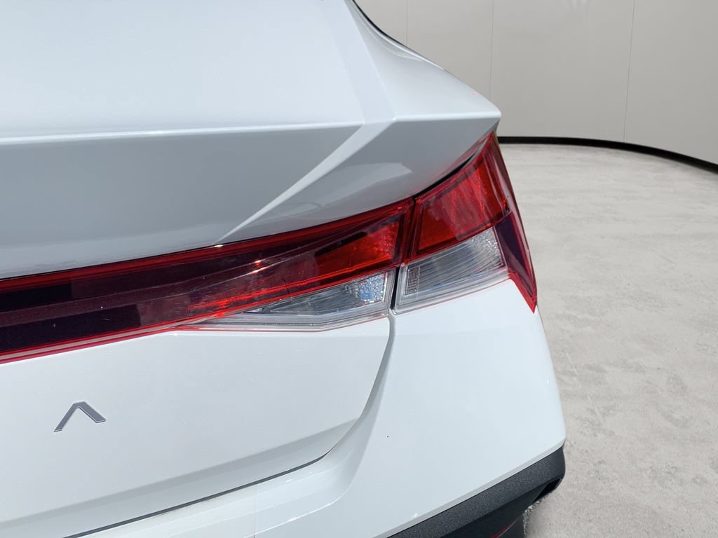 Certified 2026 Hyundai Elantra SE FWD image 44