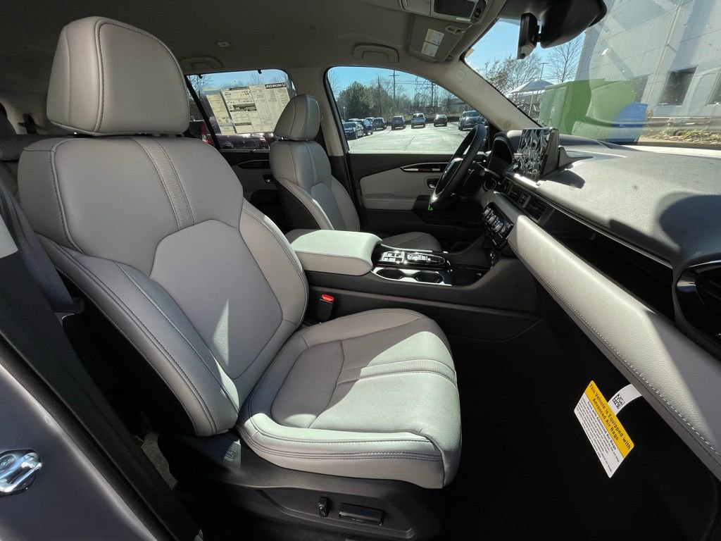 Used 2025 Honda Pilot EX-L image 30