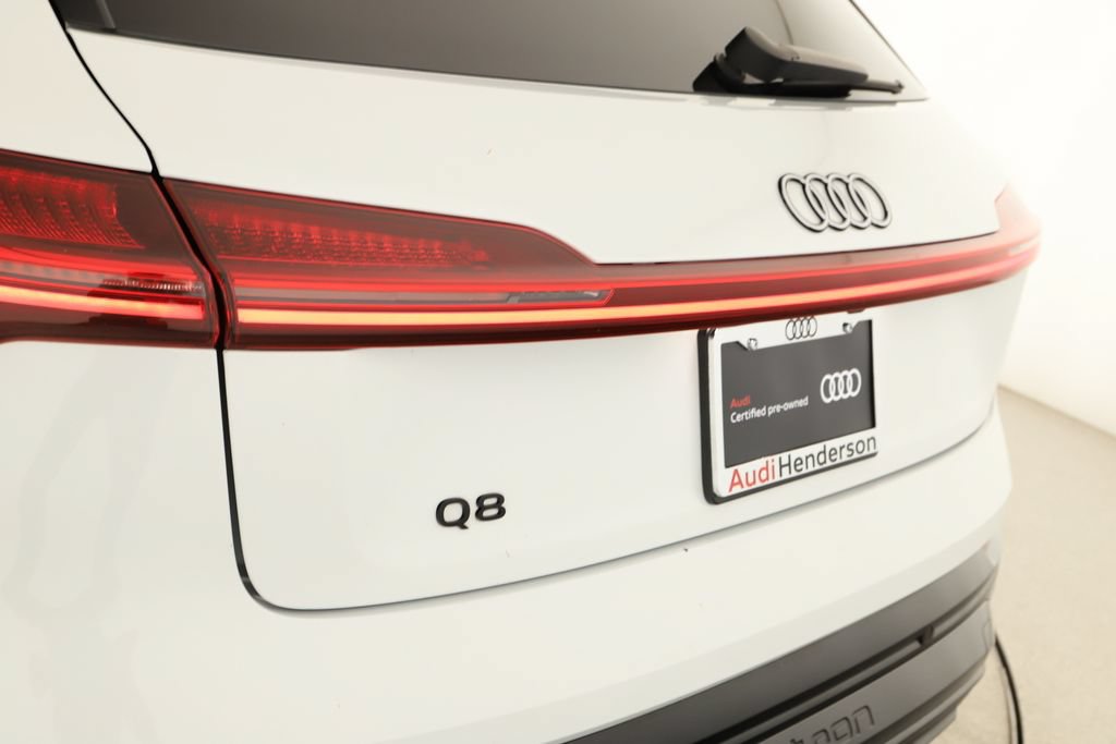Certified 2024 Audi Q8 e-tron Premium AWD/4WD image 35