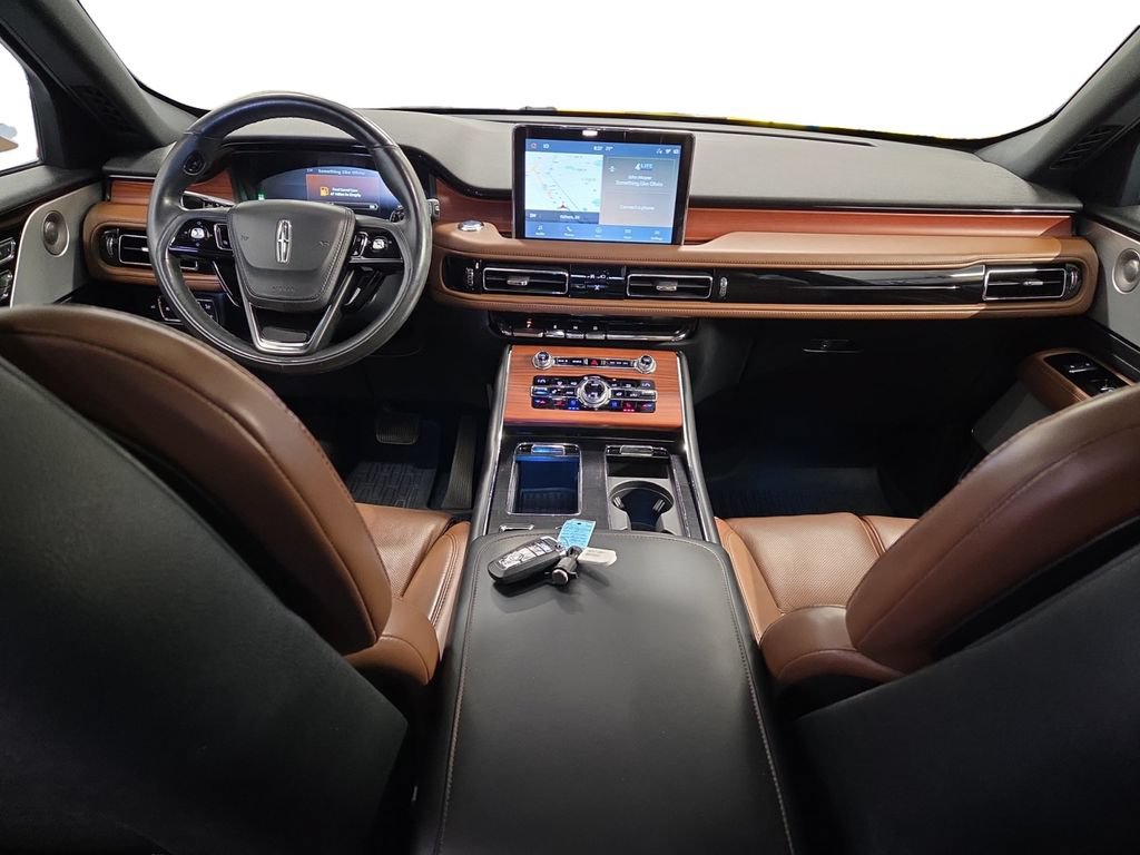 Used 2020 Lincoln Aviator Reserve w/ Equipment Group 201A AWD/4WD image 10
