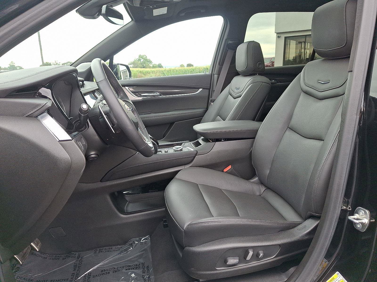 Certified 2024 Cadillac XT6 Sport image 13