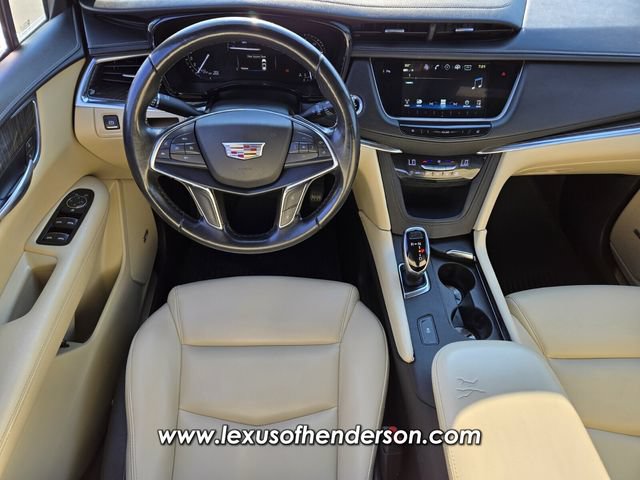 Used 2019 Cadillac XT5 FWD image 12
