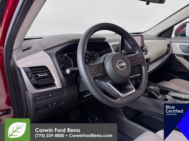 Used 2024 Nissan Rogue SV image 12