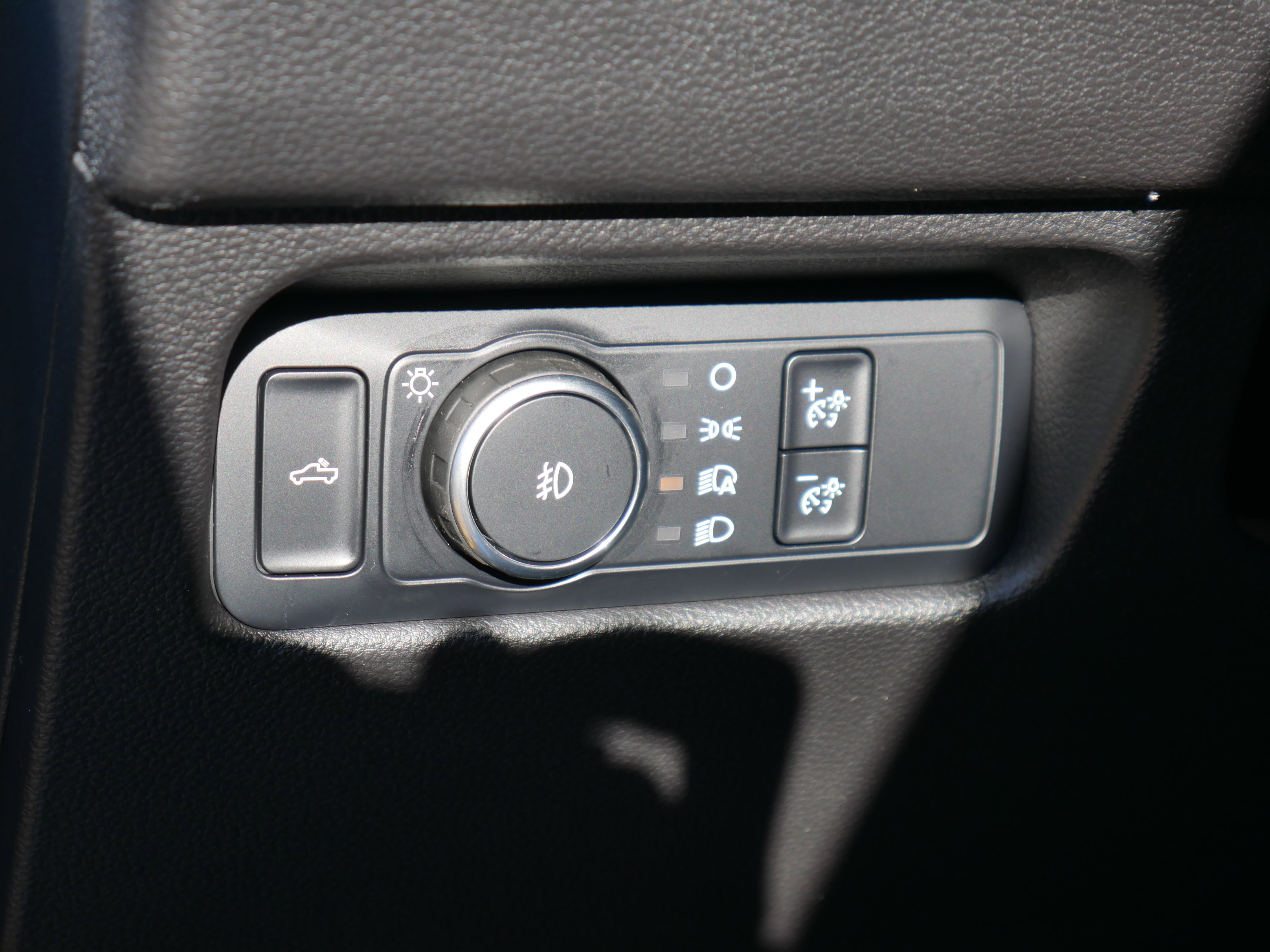 New 2025 Ford Ranger XLT w/ FX4 Off-Road Package image 5