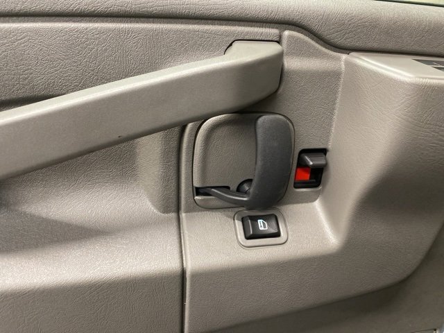 New 2025 Chevrolet Express 2500 w/ Safety Package image 19