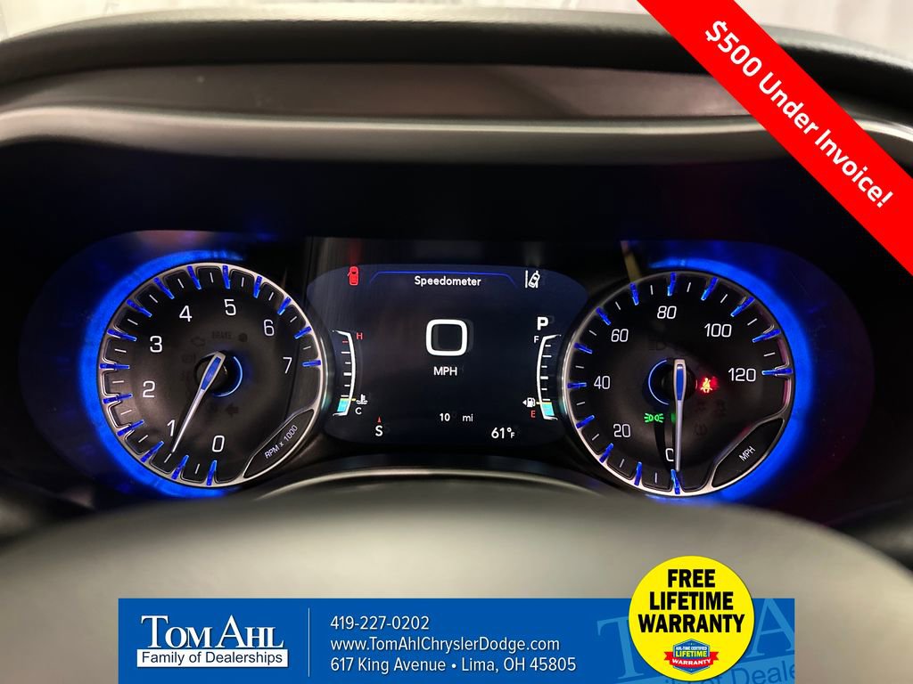 New 2026 Chrysler Voyager LX image 14