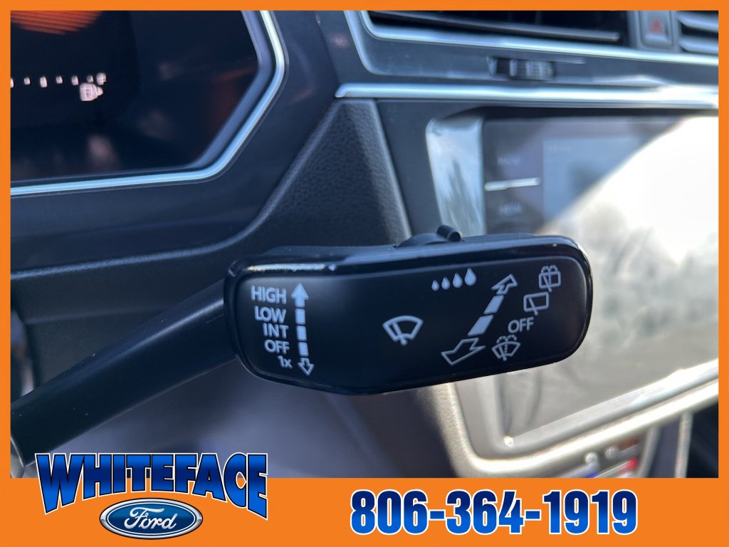 Used 2022 Volkswagen Tiguan SE R-Line image 20