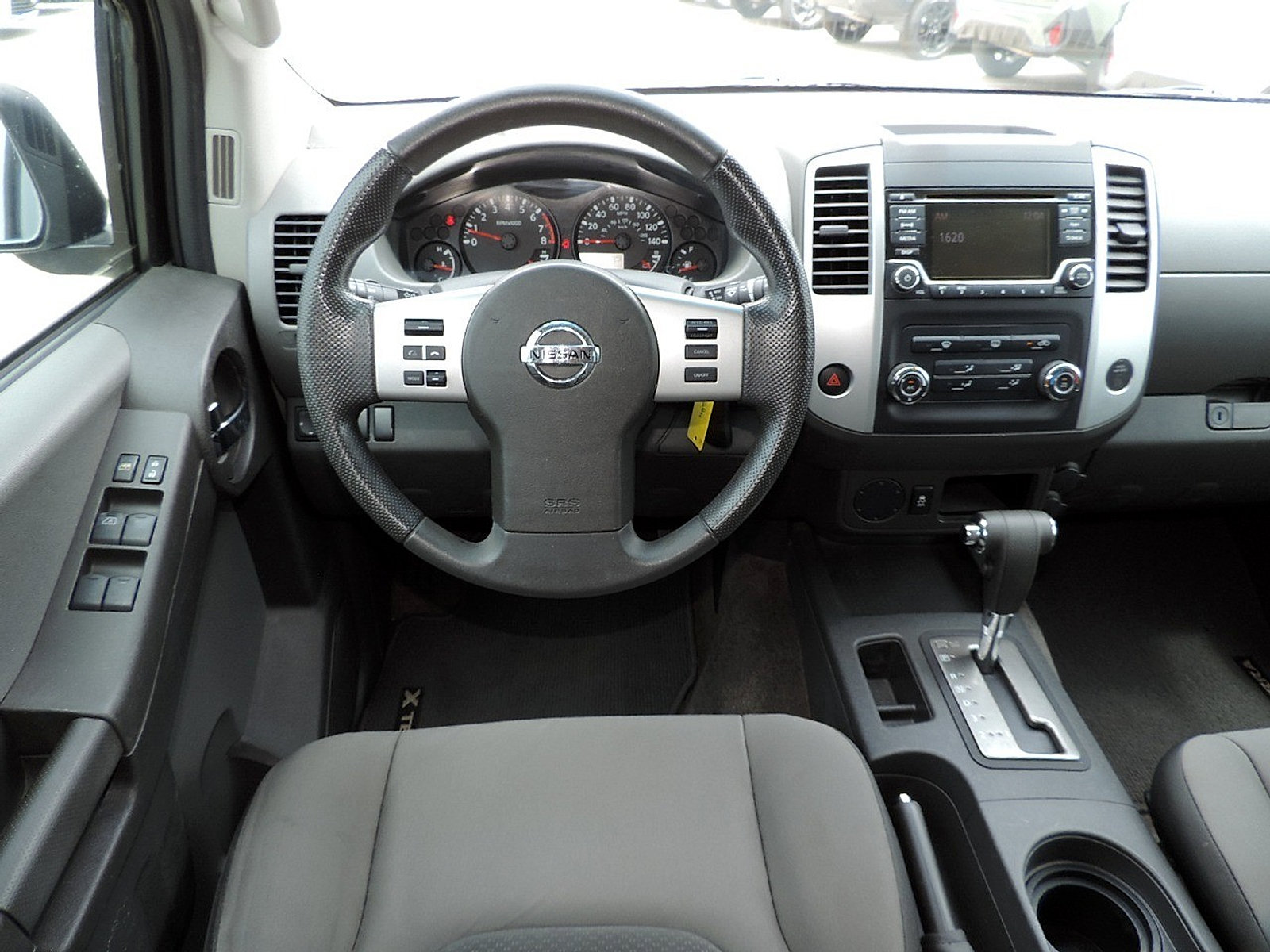 Used 2015 Nissan Xterra S w/ Value Package RWD image 18