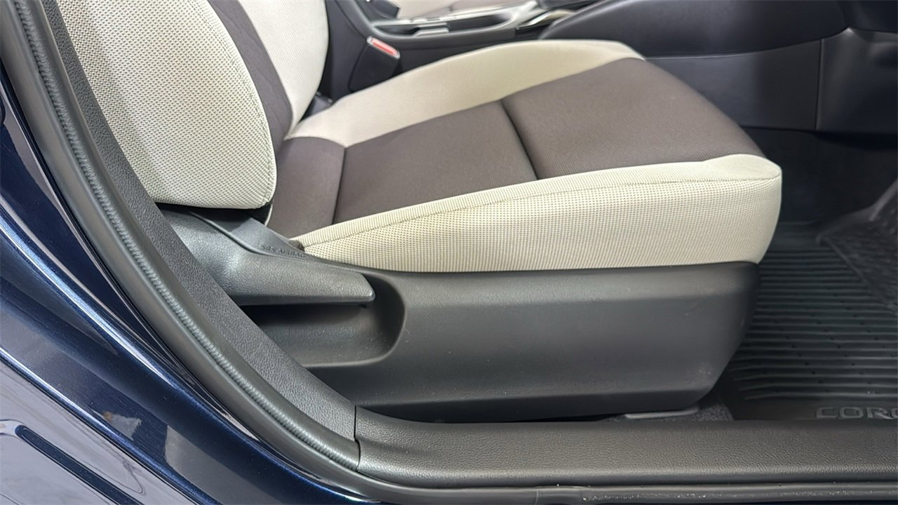 Certified 2025 Toyota Corolla LE image 20