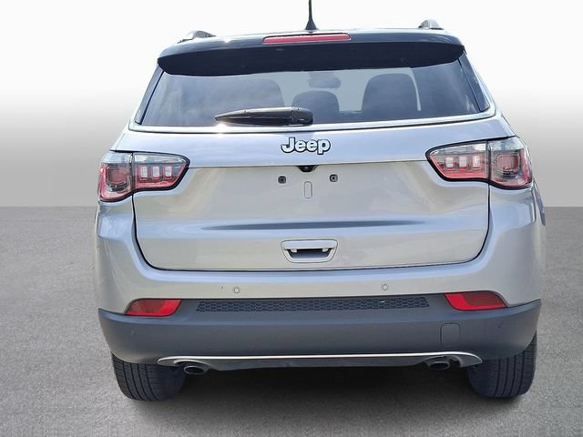 Used 2023 Jeep Compass Limited AWD/4WD image 5