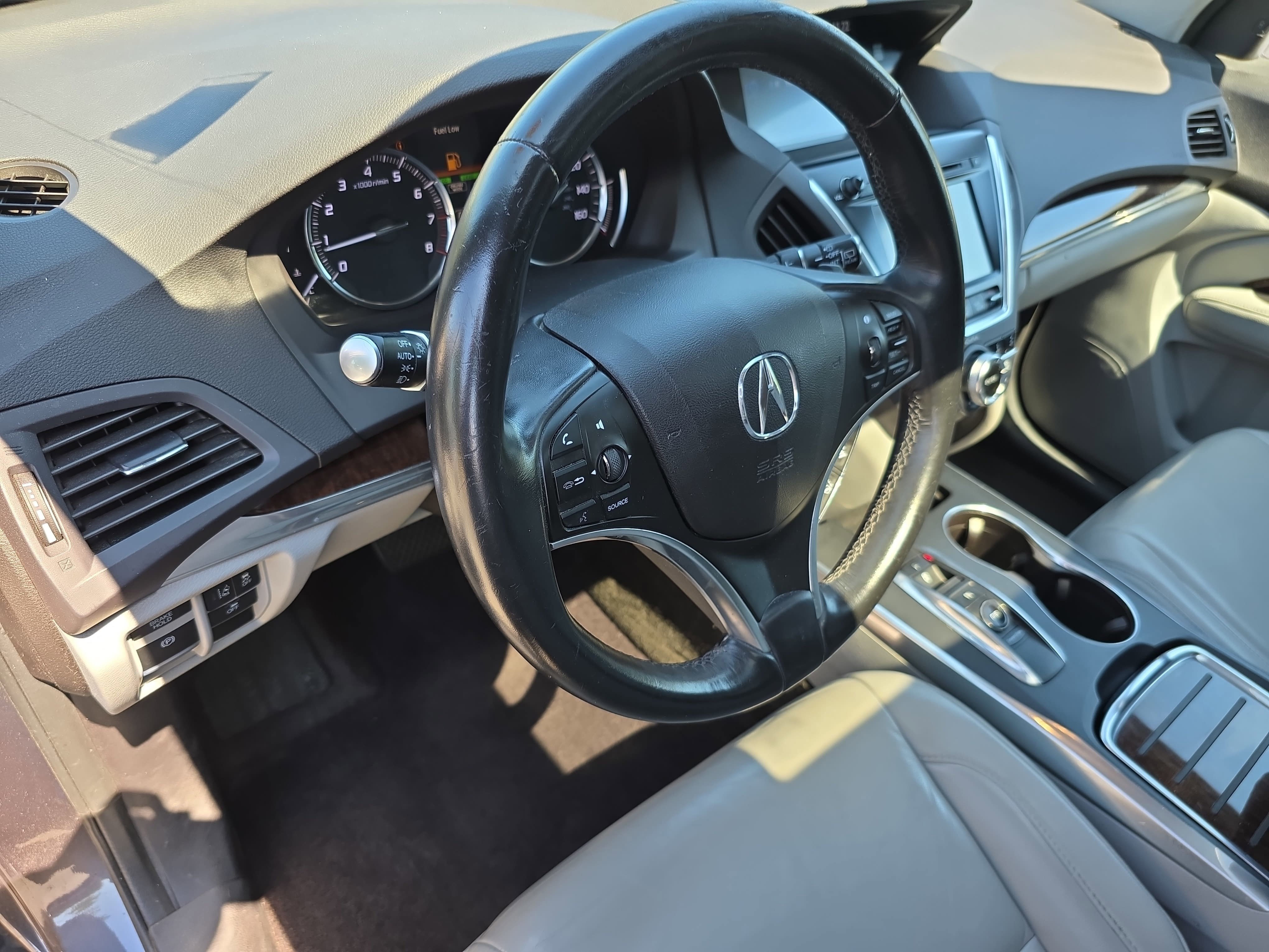Used 2017 Acura MDX SH-AWD w/ Technology Package image 16