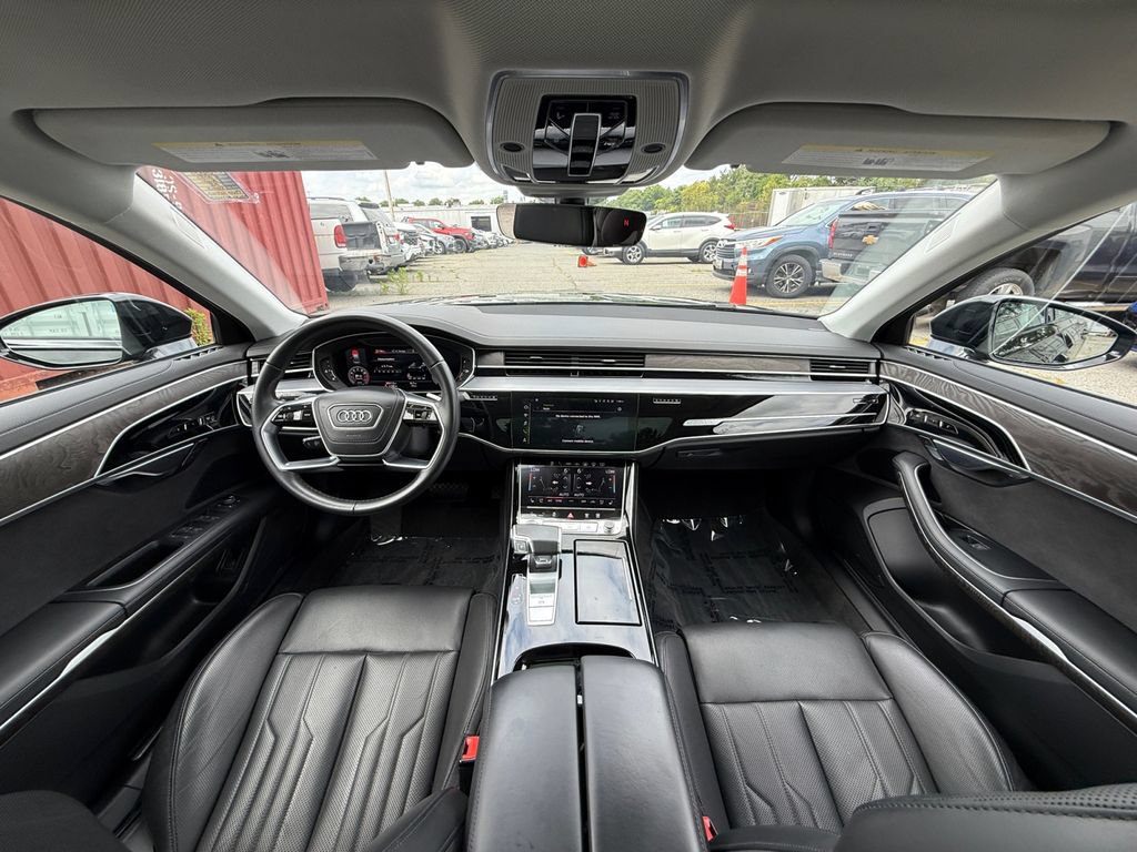 Used 2023 Audi A8 L 3.0T AWD/4WD image 23