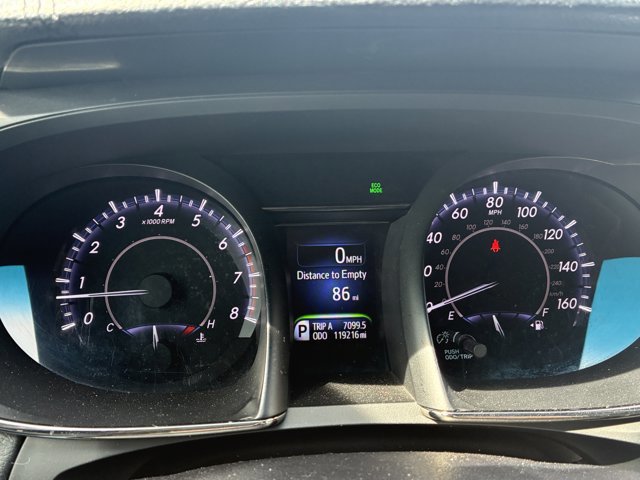 Used 2015 Toyota Avalon XLE image 13