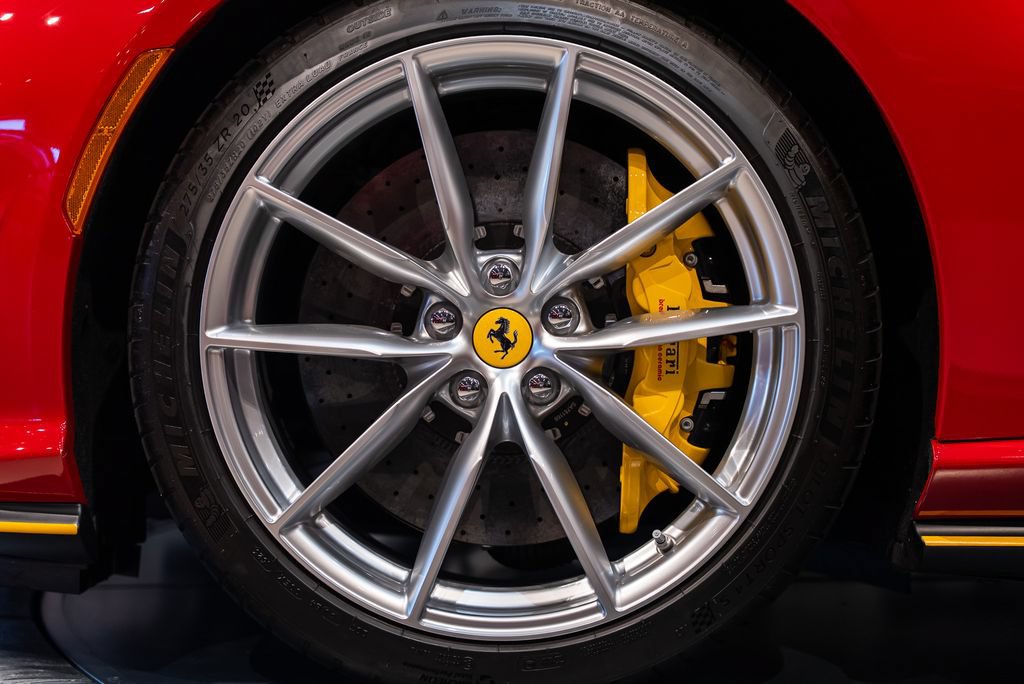 Certified 2023 Ferrari 812 GTS RWD image 13