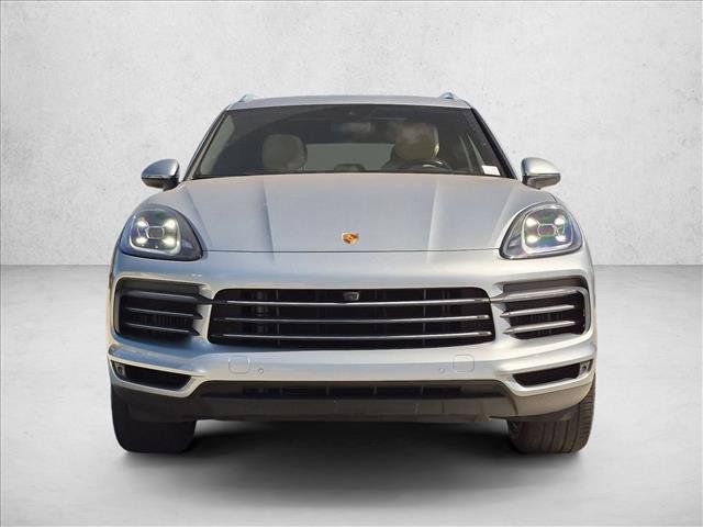 Used 2023 Porsche Cayenne AWD/4WD image 2
