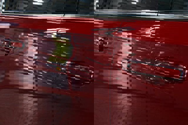 New 2026 Chevrolet Suburban Premier image 18