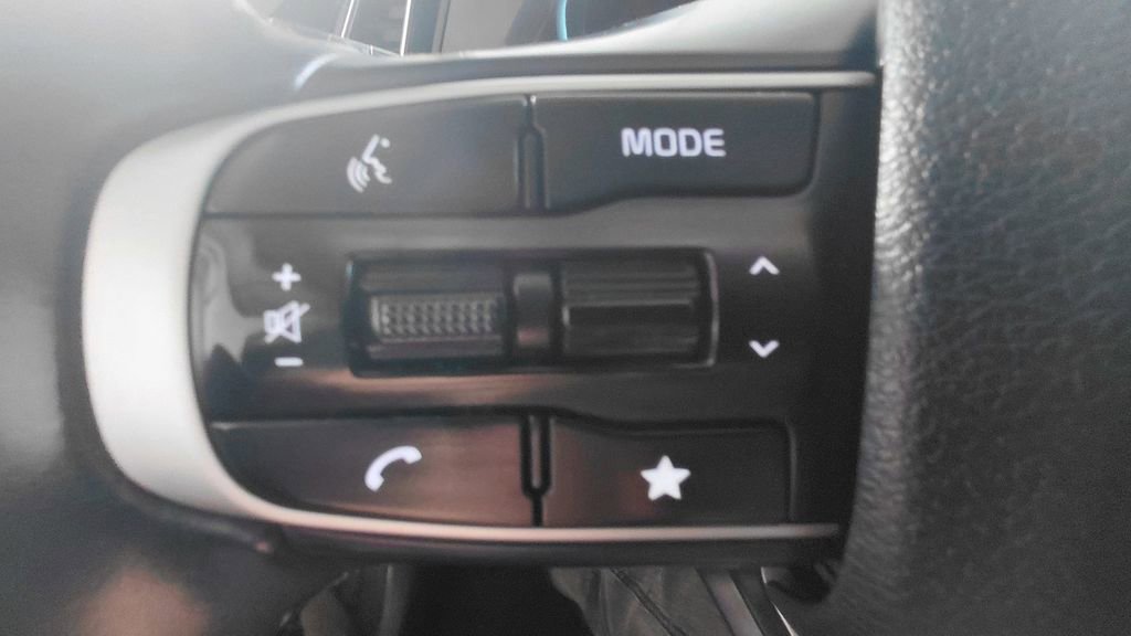 Used 2023 Kia Sportage EX AWD/4WD image 25
