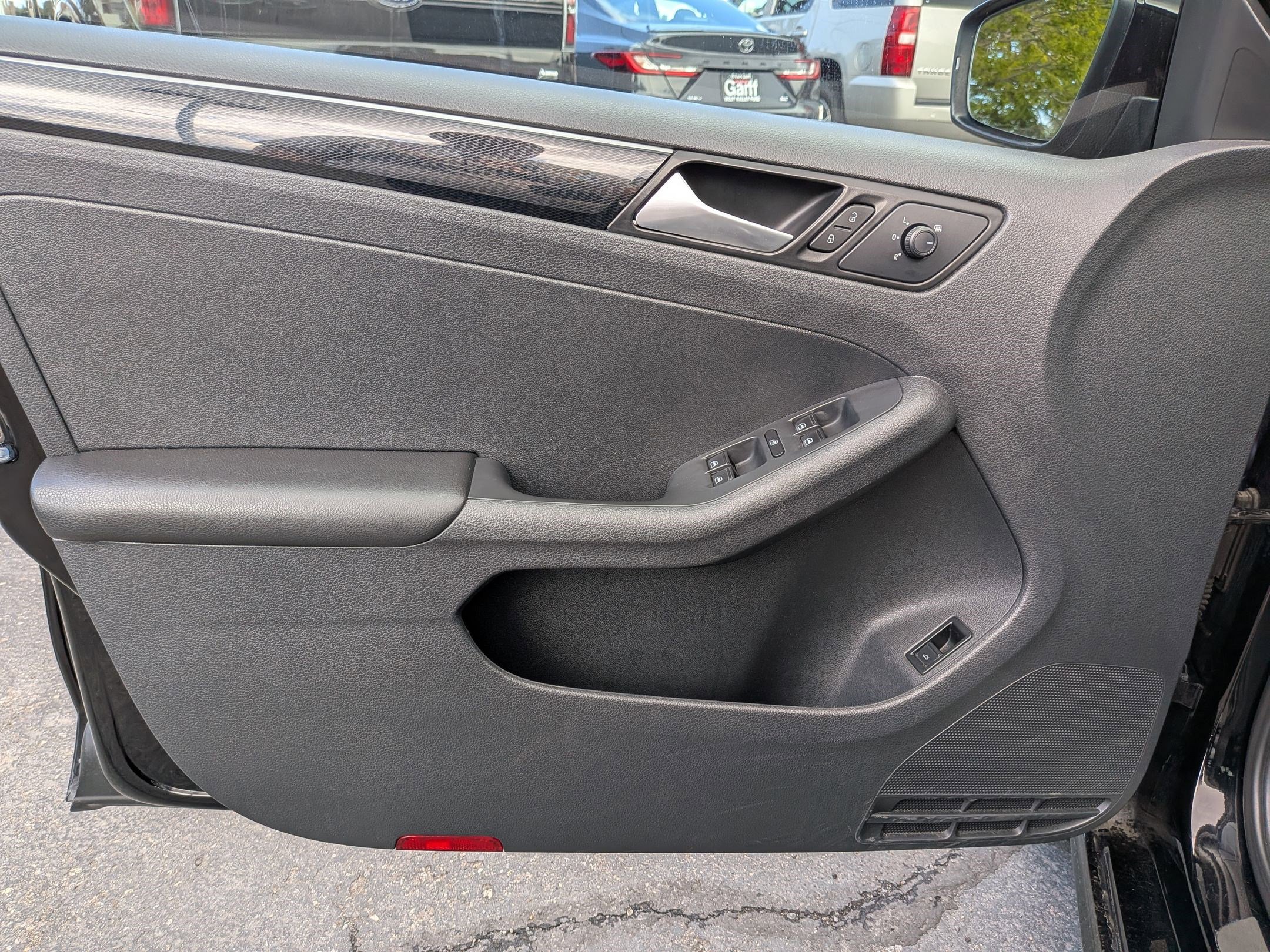 Used 2018 Volkswagen Jetta Sport FWD image 14