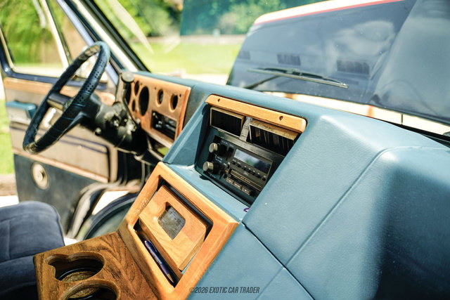 Used 1988 Chevrolet G20 RWD image 36