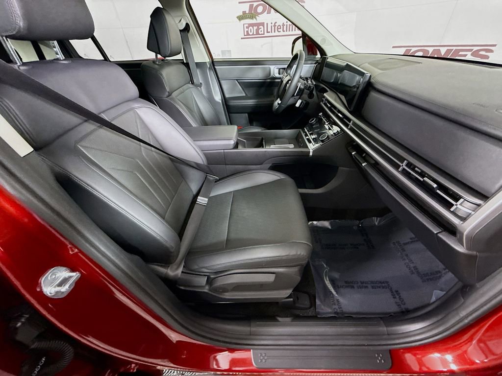 Used 2025 Hyundai Santa Fe SEL image 32