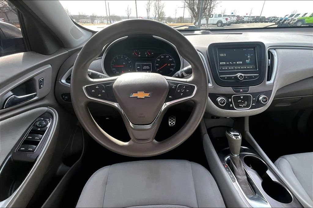 Used 2016 Chevrolet Malibu LS image 5