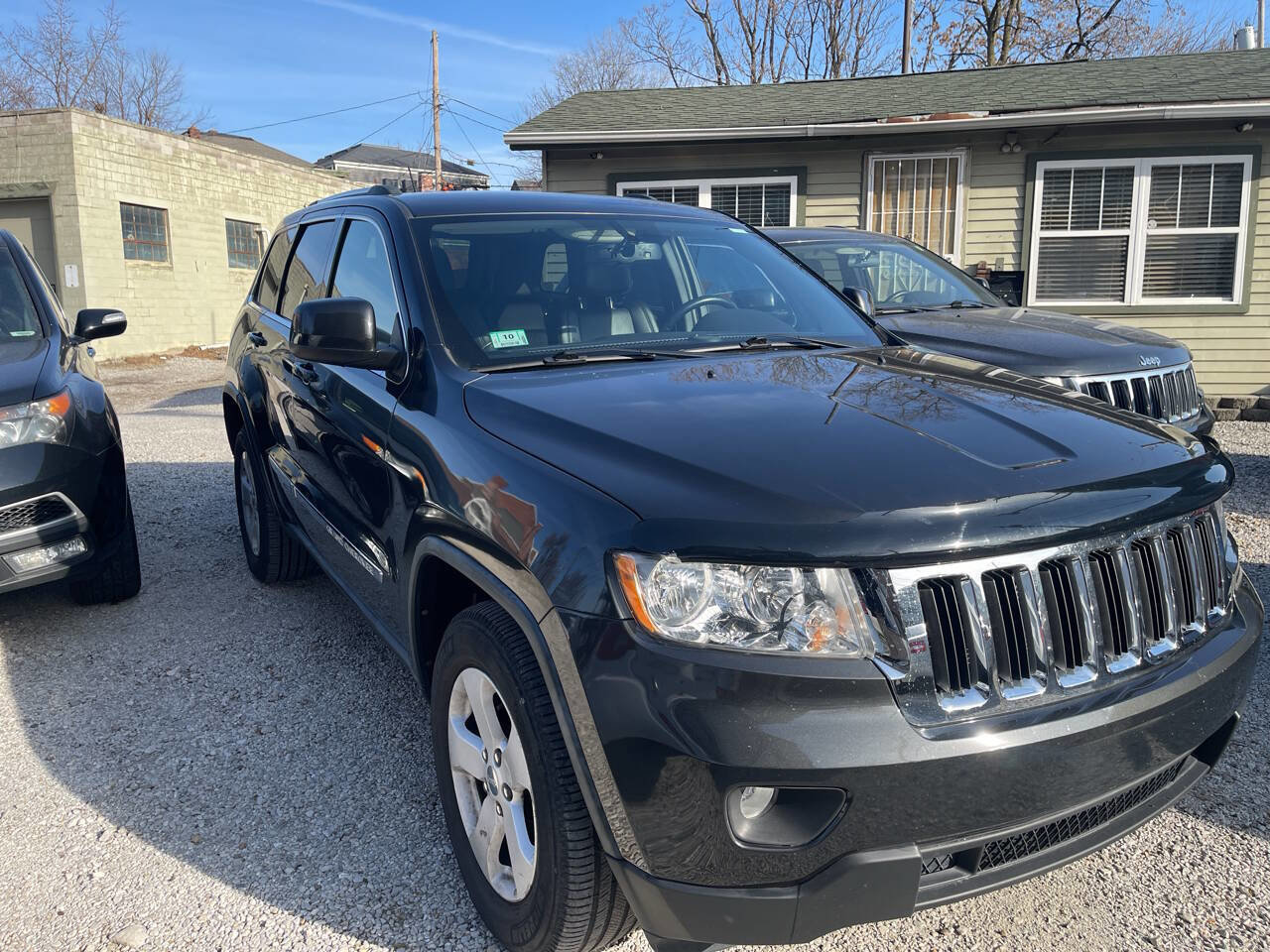 Used 2011 Jeep Grand Cherokee Laredo image 7