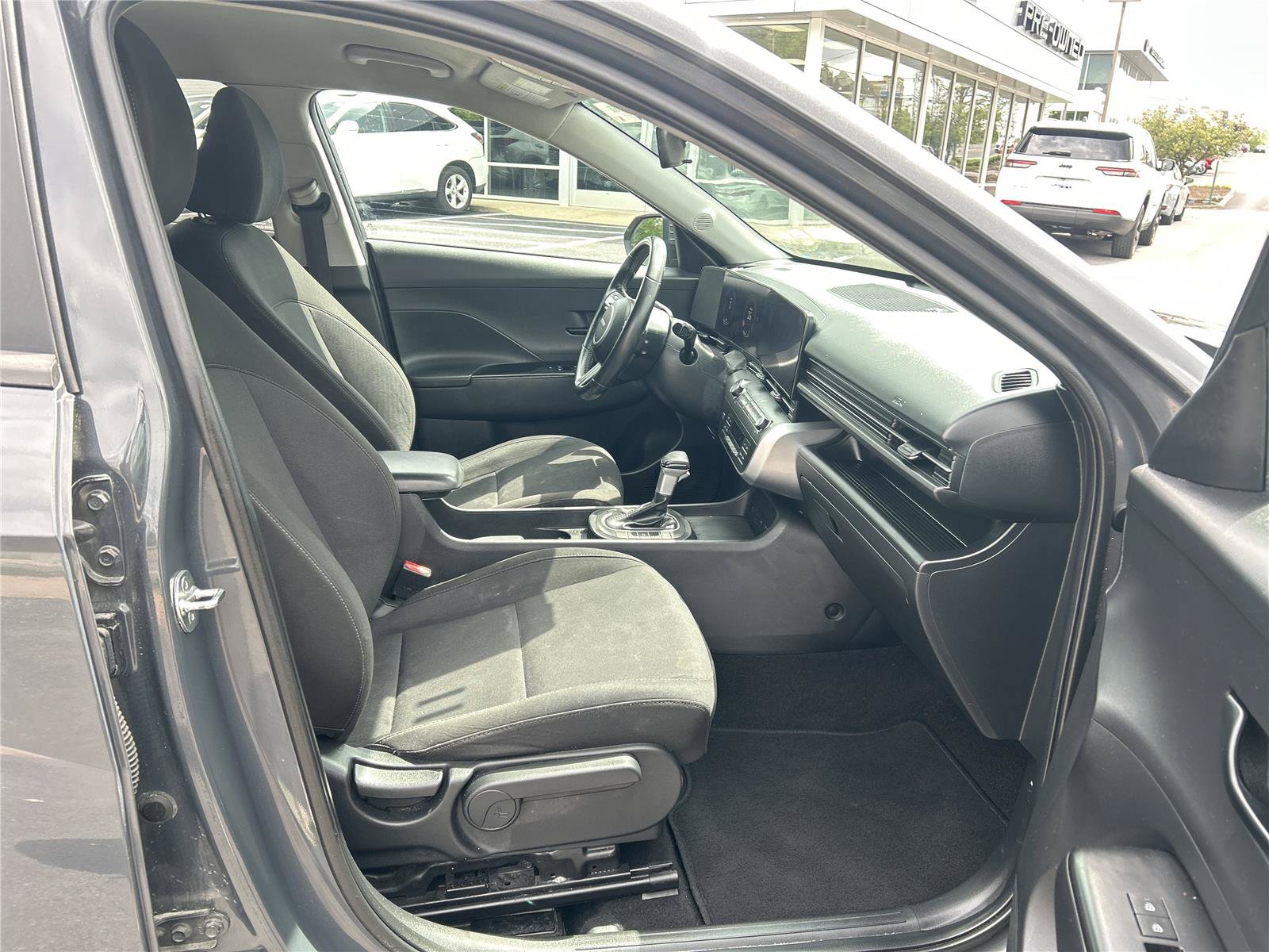 Used 2024 Hyundai Kona SEL AWD/4WD image 10