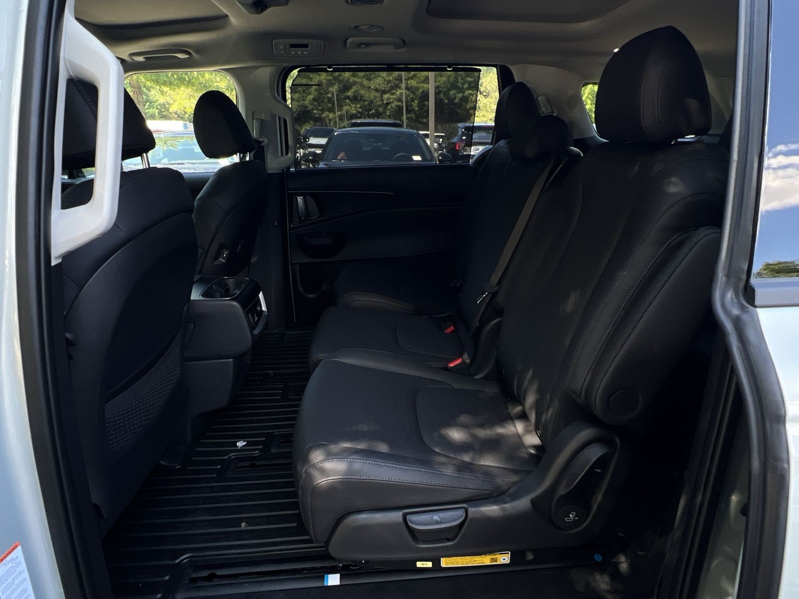 New 2027 Kia Carnival SX Prestige FWD image 31