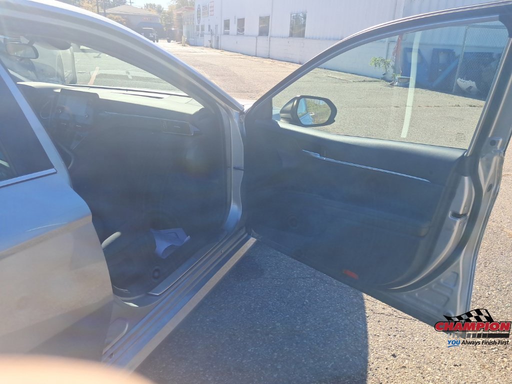 Used 2023 Toyota Camry LE AWD/4WD image 21