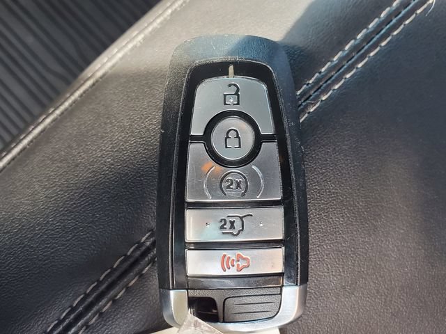 Used 2023 Ford Explorer XLT w/ Equipment Group 202A AWD/4WD image 29