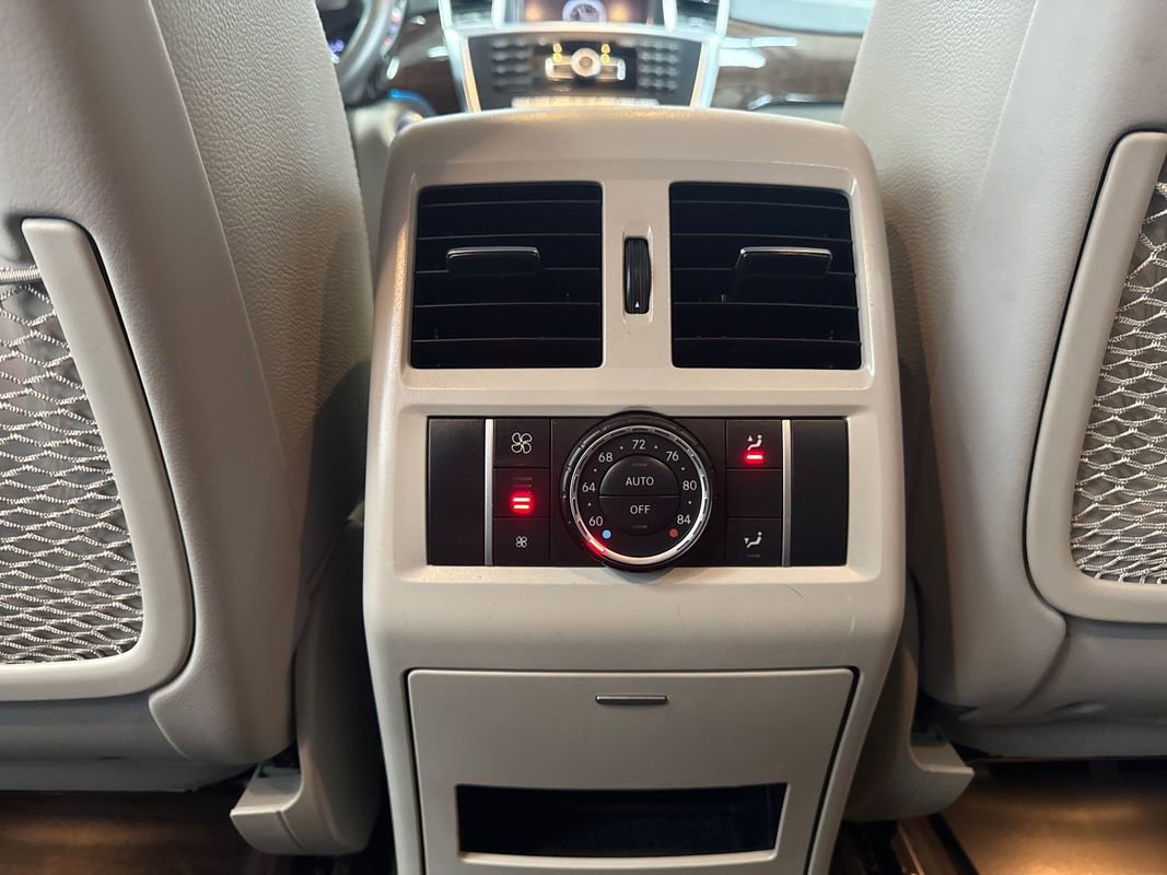 Used 2013 Mercedes-Benz GL 450 4MATIC image 19